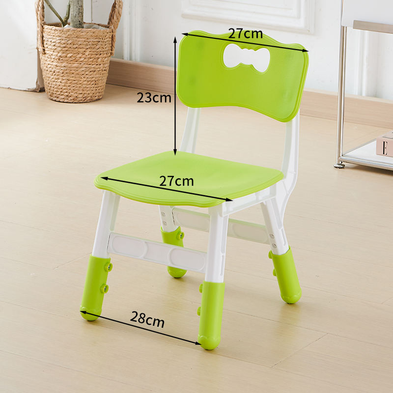 สีเขียวอ่อน