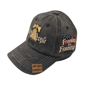 Gorra del 250 Aniversario de 1776, Patriótica, con la Frase 'Libertad, Nosotros, los Pueblo', Bordada y Lavada, Estilo Dad Hat - Product Image 3