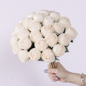 7 Tête Roses Bouquet Fleurs Artificielles Décor De Mariage Main Bouquet Blanc-rouge-<span class=keywords><strong>rose</strong></span>-bleu Réaliste Éternelle Faux Roses - Product Image 1