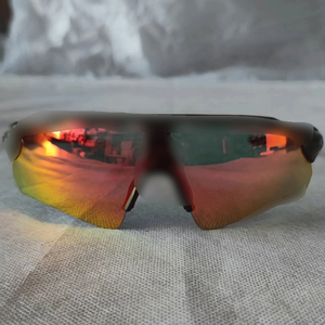 <span class=keywords><strong>Occhiali</strong></span> <span class=keywords><strong>da</strong></span> <span class=keywords><strong>Sole</strong></span> <span class=keywords><strong>Sportivi</strong></span> Unisex con Montatura Verde e Aste Nere, Lenti in PC, <span class=keywords><strong>Occhiali</strong></span> <span class=keywords><strong>da</strong></span> Ciclismo di Alta Qualità di Marca di Lusso per Uomo e <span class=keywords><strong>Donna</strong></span> - Product Image 4