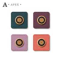 APEX Étiquette en cuir carrée personnalisée pour accessoires de mode, hijab, abaya, vêtements, foulards, chapeaux, sacs et couvre-chefs, avec logo métallique