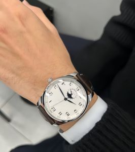 Reloj de Moda para Hombre de Acero Inoxidable con Esfera de Cristal de Zafiro, Movimiento Mecánico, Resistente al Agua, Caja de 40 mm - Product Image 3