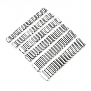 Nuovo <span class=keywords><strong>Cinturino</strong></span> <span class=keywords><strong>per</strong></span> <span class=keywords><strong>Orologio</strong></span> in Acciaio Inossidabile Stile Ladder <span class=keywords><strong>per</strong></span> <span class=keywords><strong>Huawei</strong></span> e Casio a Sgancio Rapido 18mm 20mm 22mm Bracciale in Metallo - Product Image 5