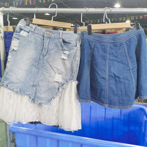 Pantalones cortos vaqueros <span class=keywords><strong>usados</strong></span> <span class=keywords><strong>de</strong></span> diseño <span class=keywords><strong>de</strong></span> moda, ropa usada, ropa a la <span class=keywords><strong>venta</strong></span>, fardos <span class=keywords><strong>de</strong></span> pantalones cortos vaqueros <span class=keywords><strong>usados</strong></span> para <span class=keywords><strong>mujer</strong></span> - Product Image 1