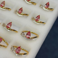 Bague en perle style bout de doigt, inspirée du coucher de soleil, avec accents goutte d'eau, zircone cubique rose poudré, diamants à haute teneur en carbone, luxueuse et audacieuse