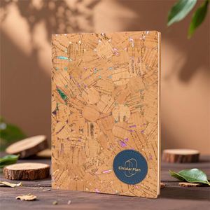 Nouvel ensemble de carnets de notes A5 écologiques en liège pour le bureau, personnalisable avec logo - Bloc-notes en gros pour le commerce international - Product Image 6