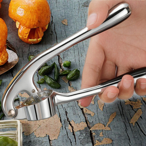 เครื่องบดกระเทียมสแตนเลสคุณภาพสูง เป็นมิตรกับสิ่งแวดล้อม ใช้งานง่าย สำหรับครัวเรือน อุปกรณ์ทำครัวสำหรับผัก - Product Image 3