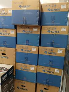 เครื่องปรับอากาศแบบแยกส่วน ยี่ห้อ GREE รุ่น Variable Frequency ระบบทำความเย็นอย่างเดียว พร้อมรีโมทคอนโทรล สำหรับห้องขนาดใหญ่ - Product Image 2