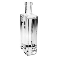 Bouteilles en verre transparent en gros 500 ml Bouteilles en verre à liqueur de gin avec bouchon en liège