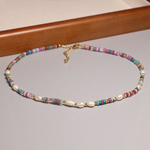 Collana da Donna Trendy Placcata Oro <span class=keywords><strong>con</strong></span> Perle Imitazione Giada e Perle Barocche, Set Gioielli <span class=keywords><strong>con</strong></span> Ciondolo a Abaco e Perline Delicate - Product Image 2