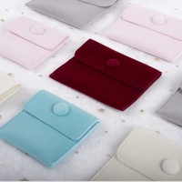 Petite Pochette à Bijoux Personnalisée en Velours et Microfibre avec Logo, Emballage à Rabat pour Boucles d'Oreilles, Colliers, Bracelets et Bagues