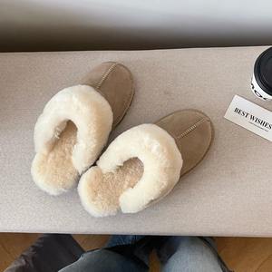 Botas Clásicas de Invierno con Logo de Marca, Botines de Diseñador, Pantuflas de Lana y Piel de Oveja de Lujo para Mujer, Botas para Hombre - Product Image 3