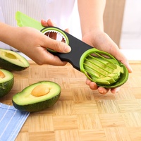 Nieuwe keuken gadgets producten 3-in-1 avocado tool mes fruitsnijder voor kiwi