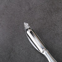 Multifunctionele Duurzame Zinklegering Handheld Rechte Verticale Dunschiller Rasp Met Roestvrijstalen Messen Voor Fruit/Groente