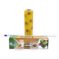 Film alimentaire en PVC résistant à la chaleur pour micro-ondes, film alimentaire auto-adhésif transparent en plastique pour les restes et la préparation des repas