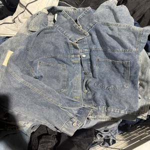 Chaquetas mezcladas de mezclilla usadas para mujer Abrigos vaqueros de segunda mano a la moda al por mayor - Product Image 4