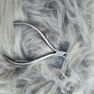 Alicates de Acero al Carbono, Tamaño Personalizado, Herramienta Manual Industrial, Material de Acero al Carbono Endurecido, Alicates de Corte Preciso con Mandíbula Ancha - Product Image 1