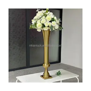 Prix d'usine Vase en or Support de fleurs en métal de luxe pour la décoration de centre de table de mariage