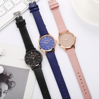 Montre à quartz pour femme avec bracelet en cuir, boîtier en alliage, éco-responsable, vente flash AliExpress, produit phare du commerce transfrontalier