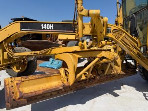 Motoniveladora Caterpillar 140H Usada de Alto Rendimiento, Motoniveladora Original CAT 140H con Plataforma de 14 pies en Venta - Product Image 6