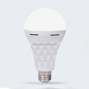 <span class=keywords><strong>E27</strong></span> 9 Watt <span class=keywords><strong>LED</strong></span> sạc bóng đèn với 1200mAh Li-ion pin B22 lạnh trắng bóng đèn nhựa trong 7W 9 W 12W 15W tùy chọn - Product Image 1