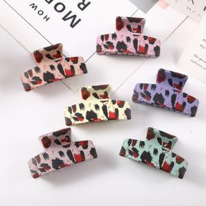 Pinces à cheveux moyennes pour femmes, imprimé léopard, pinces à griffes, pinces à mâchoires, pinces à cheveux imprimées léopard, accessoires de mode pour cheveux - Product Image 1