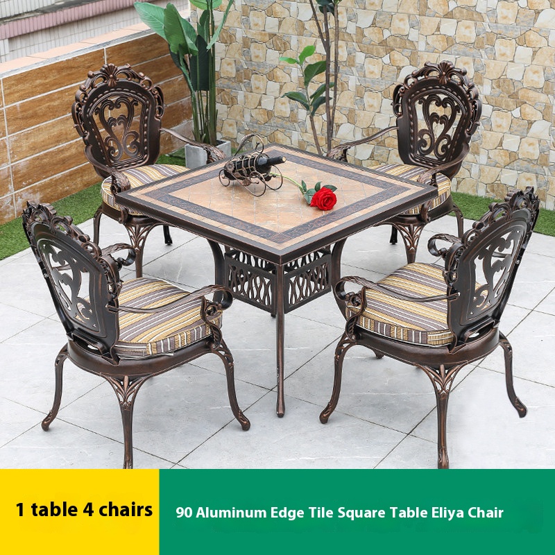 4 chaises Elya et 1 table carrée en aluminium avec plateau carrelé de 90 cm.