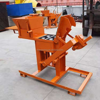 Diverses petites machines à briques d'argile pour usage en laboratoire à Taïwan et divers équipements manuels de frittage de briques d'argile de type domestique