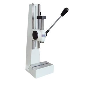 Presse manuelle de précision compacte à levier simple colonne pour la fabrication de plaques, la brasserie artisanale et le moulage sous pression - Product Image 2