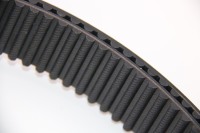 Courroies de transmission de puissance en caoutchouc naturel à dents courbes industrielles, courroies trapézoïdales HTD STD noires MXL XL L H XH 3M 5M 8M 14M OEM