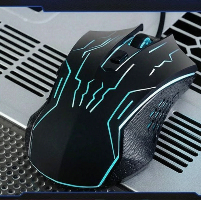 K8 Gaming Mouse, 6 Programmable Buttons, Anti-Slip Scroll Wheel, Ideal for Home Entertainment and E-Sports Game