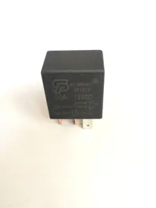 Automotive Car Relay 23x15.5x22mm 40V 30V 4 Or 5 Pins Universal 30A Rated Isolation Current