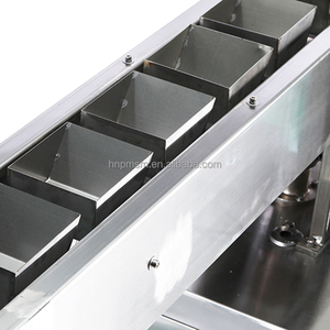 Máquina automática de envasado de cadena para <span class=keywords><strong>Doritos</strong></span>, patatas fritas, cacahuetes y snacks en bolsas de aluminio con cinta transportadora de sellado - Product Image 5
