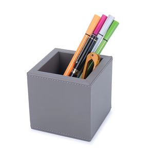 Organizzatore di Cancelleria di Alta Qualità in Pelle PU Grigia + MDF, Portapenne Quadrato per Ufficio e Scuola - Product Image 1