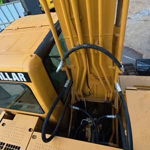 รถขุดไฮดรอลิกแบบตีนตะขาบ Caterpillar CAT320CL จากโรงงานญี่ปุ่นแท้ เหมาะสำหรับโครงการเทศบาล - Product Image 5