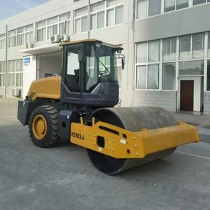 Compactador de rodillo de tambor único XS103J, rodillo vibratorio de suelo para ventas, compactador vibratorio, rodillo de carretera con tambor Doble - Product Image 6