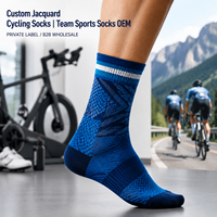 Chaussettes de sport en jacquard ODM pour le cyclisme, pour les collections de merchandising de cyclisme avec des programmes d'achat en gros