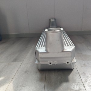 熱交換器オイルクーラーインタークーラーEC240/290ラジエーターアルミフロントマウントインタークーラー