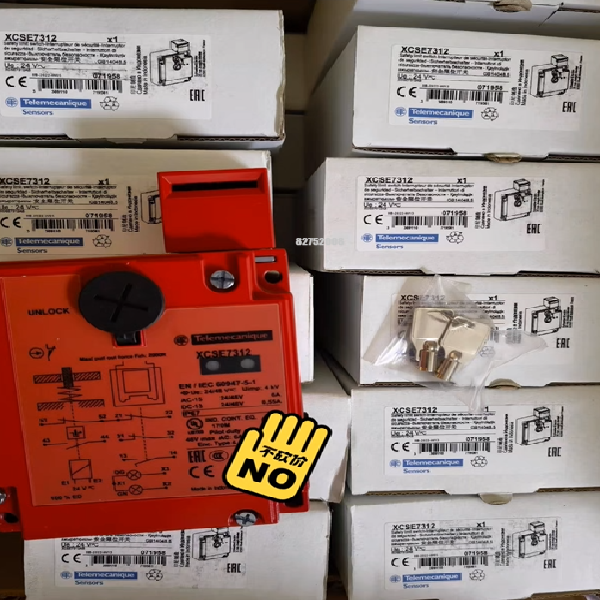 Brand New 1PC New XCSE7312 XCSE7312 for PLC
