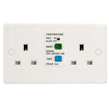 VNX Wholesale Comfortable Design 13A White 3 Pin Flat Plug Outlet Electric Wall Socket With Rcd Protection