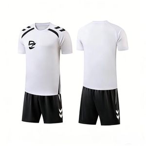 Divisa da Calcio di Qualità all'Ingrosso, Kit da Calcio in Poliestere Traspirante ad Asciugatura Rapida, Personalizzabile con Nome e Numero, Rifiniture Decorative per Allenamento e Partite di Squadra - Product Image 2