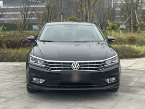 Mobil Volkswagen Pa-ssat Bensin Mobil Bisnis Bekas Mobil Sedan Elegan Sedang untuk Dewasa Kota Otomatis - Product Image 4