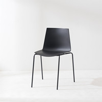 Chaise de salle à manger moderne nordique empilable en métal pour restaurant, café, boutique, cuisine, prix d'usine, vente chaude