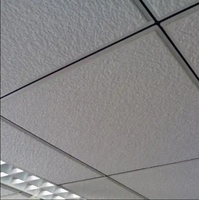 Plafond suspendu en plaques de plâtre en film PVC pour bâtiment, panneaux de plâtre en PVC laminés perforés, panneaux de plafond à poser