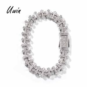 Uwin नए आगमन फैशन ब्लिंग करने वाली महिला cz क्रॉस गहने एले सुंदर मिनी क्रॉस गहने पुरुषों के लिए क्लस्टर क्यूफ ब्रेसलेट हार - Product Image 1