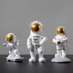 Figurines d'action d'astronautes en vinyle personnalisées avec corps en fil métallique flexible pour la fabrication de jouets OEM ODM - Product Image 6