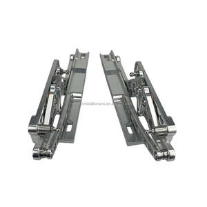 Par de Bisagras de Capó de Aluminio Billet en Plata Mecanizadas por CNC y Personalizadas de Fábrica para Camiones Chevrolet para Aplicaciones de Maquinaria - Product Image 4