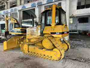 Bulldozer sur chenilles CAT D4H d'occasion haute performance, 10 tonnes, 2024, excellent état, garantie 1 an - Product Image 2