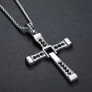 <span class=keywords><strong>Collana</strong></span> con Pendente a Croce Cristiana alla Moda per Uomo e Donna, Placcata Oro in Acciaio Inossidabile con Pietra CZ, Catena da <span class=keywords><strong>60</strong></span> <span class=keywords><strong>cm</strong></span> per Uso Quotidiano - Product Image 4
