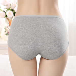 Odm/Oem, ropa interior de algodón de cintura media para mujer, bragas interiores para uso diario, bragas de talla grande teñidas lisas Para Mujer - Product Image 3